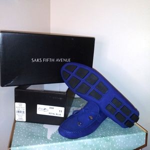 Gently worn Saks Fifth Avenue ladies loafers